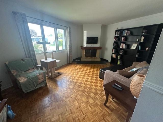 Maison de plain pied à louer Laval Auteuil Autres