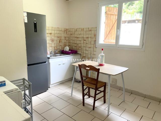 Maison de plain pied à rafraîchir entre Charly et Saâcy sur Marne