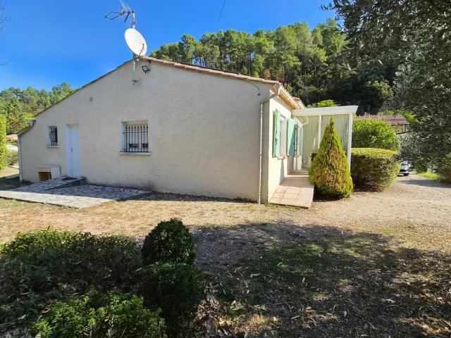 Maison de plain pied à vendre 5 pièces avec piscine LE MARTINET 30