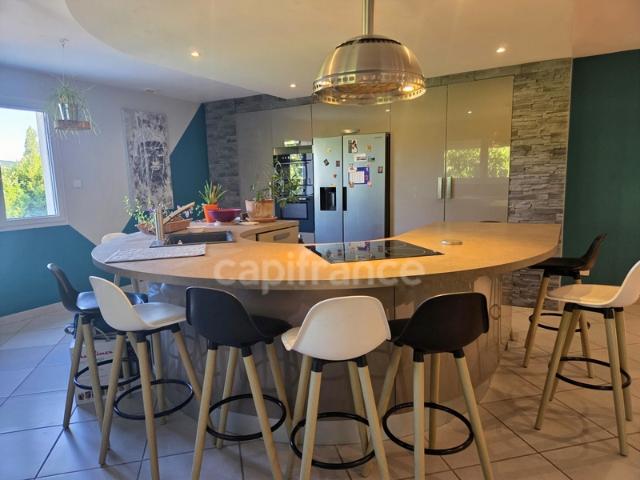 Maison de plain pied aux volumes hors normes