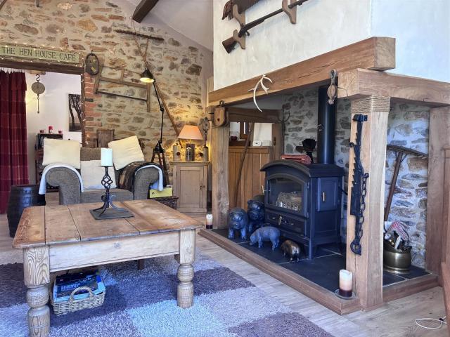 Maison de plain pied avec deux chambres 88m² Bussière Poitevine