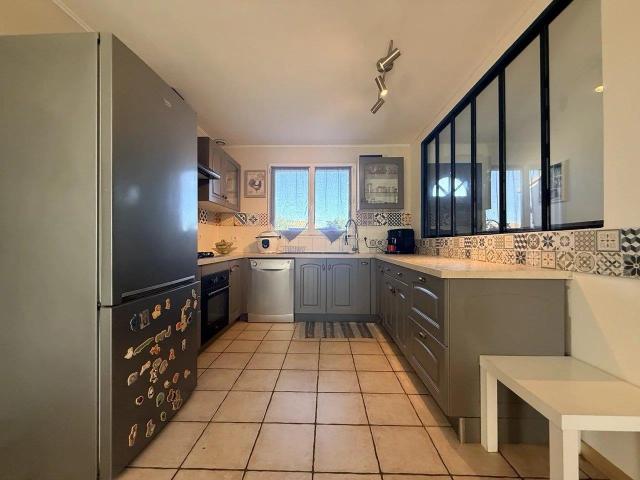 Maison de plain pied avec garage et terrain proche de Carc. 90m² Bram