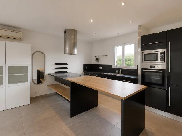 Maison de plain pied avec jardin – Plaisance du Touch