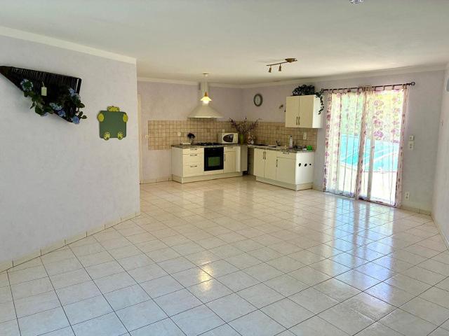Maison de plain pied avec piscine au Temple Sur Lot 132m² Sainte Livrade Sur Lot
