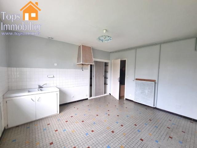 Maison de plain pied avec terrain et petite dépendance 106m² Saint Projet