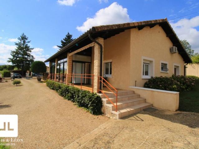 Maison de plain pied avec vue