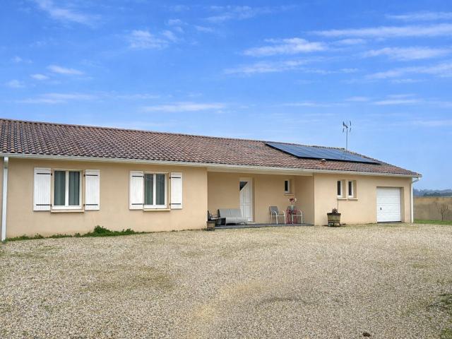Maison de plain pied dans un village dynamique 140m² Saint Emilion