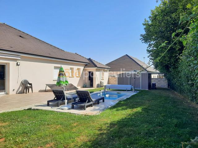 Maison de plain pied de147 m2 6 pièces Crissey