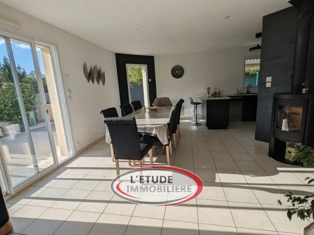 Maison de plain pied de 100 m2 avec jardin Château Thébaud