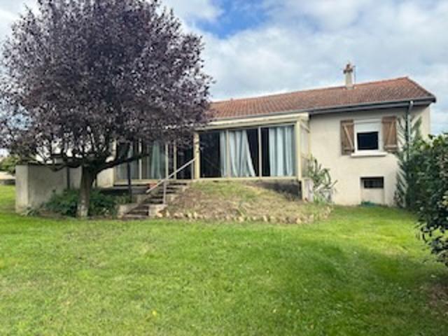 MAISON DE PLAIN PIED DE 107 M2 HAB.DÉPENDANCES ATTENANTES