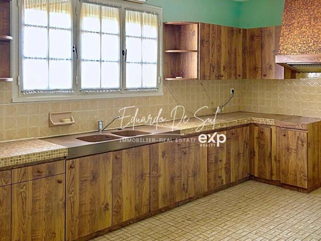 Maison de plain pied de 124 m² à rafraîchir – 3 chambres