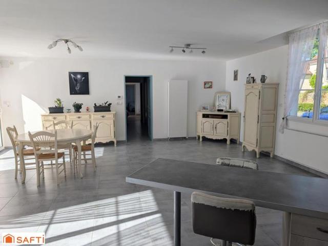 Maison de plain pied de 140 m² avec grand garage – Coeur du Perche