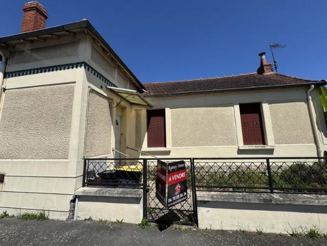 Maison de plain pied proche commerces