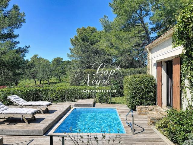 Maison de plain pied proche de la plage de Cabasson à Bormes. 134m² Bormes les Mimosas