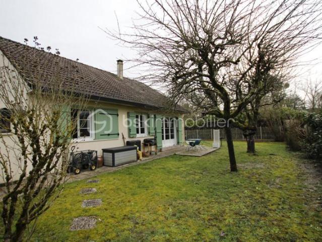 MAISON DE PLAIN PIED RENOVEE EN 2023