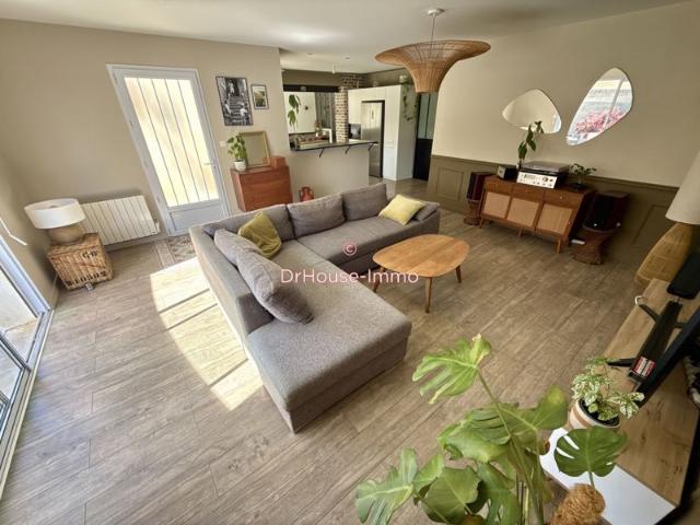 Maison de plain pied rénovée 116 m² 3 chambres Jardin arboré sans vis à vis