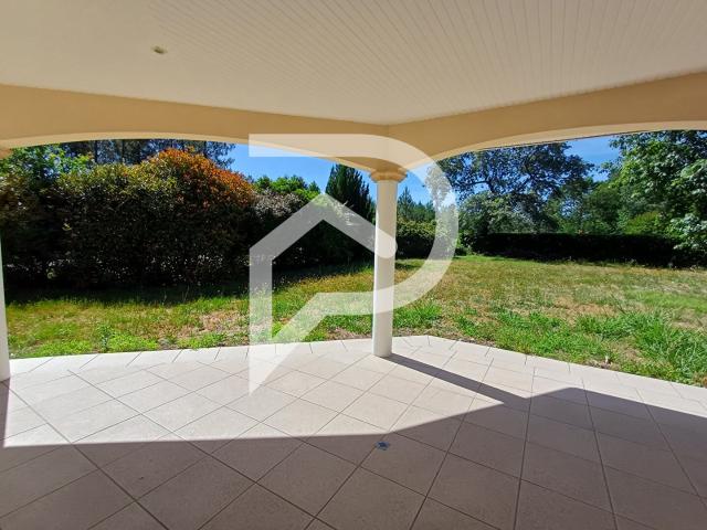 Maison de plain pied Saint Martin D'oney 5 pièces 112 m² 112m² Saint Martin d'Oney
