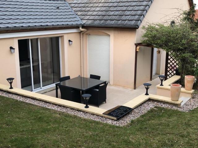 Maison de Prestige à Vendre à Houdemont 8 Pièces, 5 Chambres