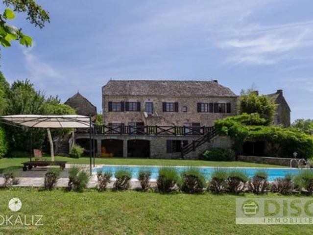 Magnifique propriété avec maison d’amis, piscine, maison annexe et vues splendides