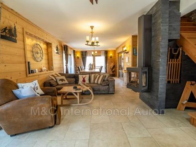 Chalet à vendre sur Saint Étienne De Tinée