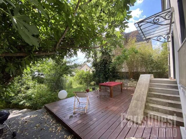 Maison de prestige de 152 m2 en location Sèvres, France