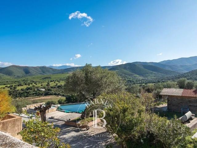 Maison de prestige de 177 m2 en vente L'Île Rousse, France