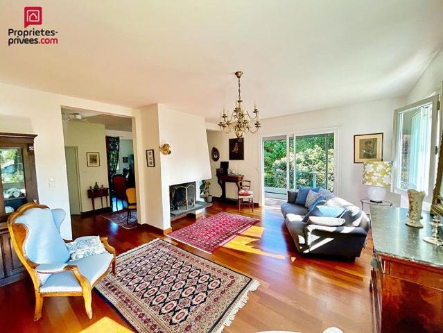 Maison de prestige de 186 m2 en vente Latresne, Nouvelle Aquitaine