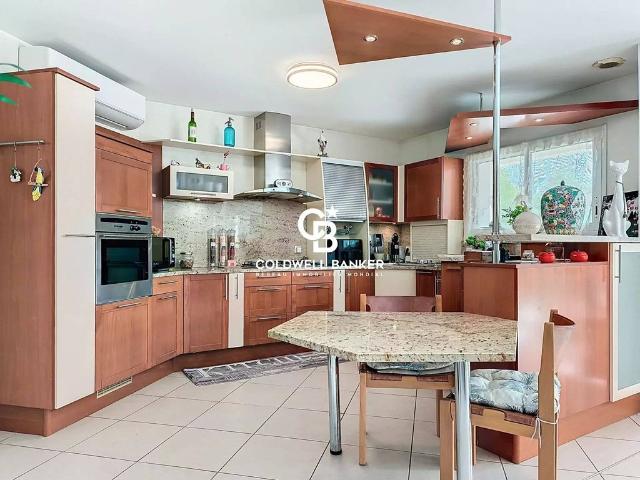 Maison de prestige de 188 m2 en vente La Roche sur Yon, France