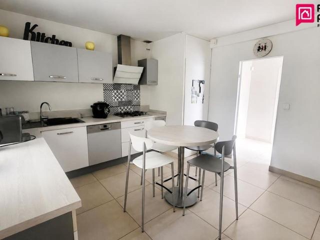 Maison de prestige de 182 m2 en vente Frelinghien, Hauts de France