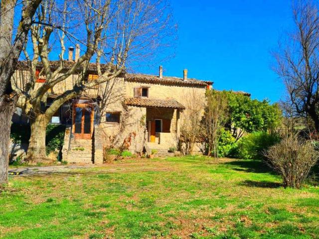 Maison de prestige de 200 m2 en vente Lurs, France