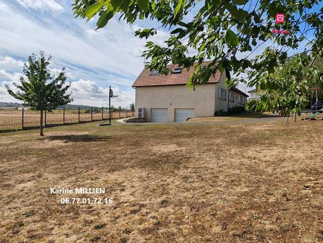 Maison de prestige de 214 m2 en vente Beynes, Île de France