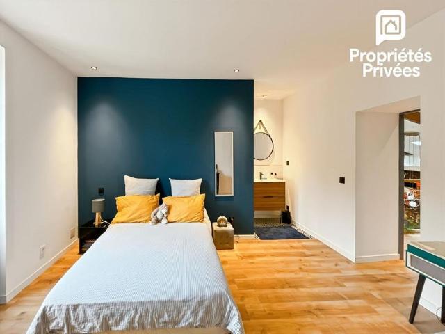 Maison de 4 pièces de luxe en vente à Cambes, Nouvelle Aquitaine