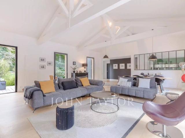 Maison de prestige de 234 m2 en vente Latresne, Nouvelle Aquitaine