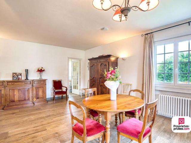 Maison de prestige de 232 m2 en vente Communay, Auvergne Rhône Alpes