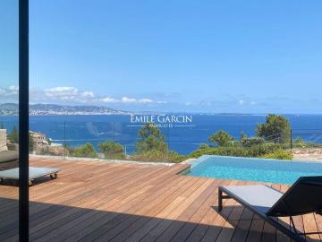 Maison de luxe de 7 pièces en location à Théoule sur Mer, Provence Alpes Côte d'Azur