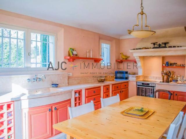 Maison de prestige de 328 m2 en vente Les Baux de Provence, France