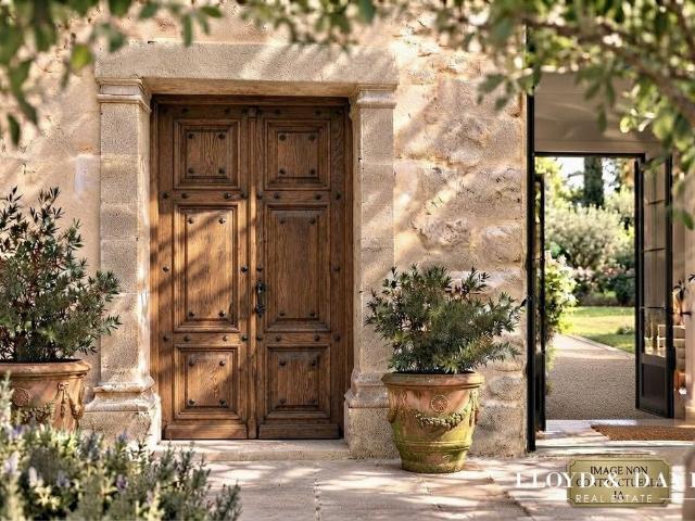 Maison de prestige de 330 m2 en vente Uzès, France
