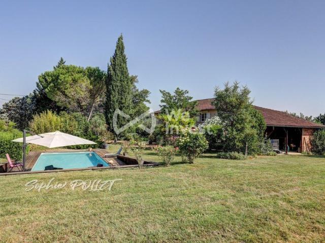 Maison de prestige de 333 m2 en vente Saint Agnan, France