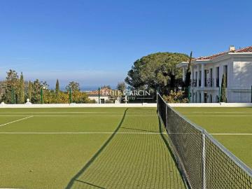 Maison de prestige de 980 m2 en location Vallauris, France
