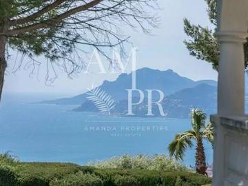 Maison de prestige en location vacances sur Vallauris Alpes Maritimes