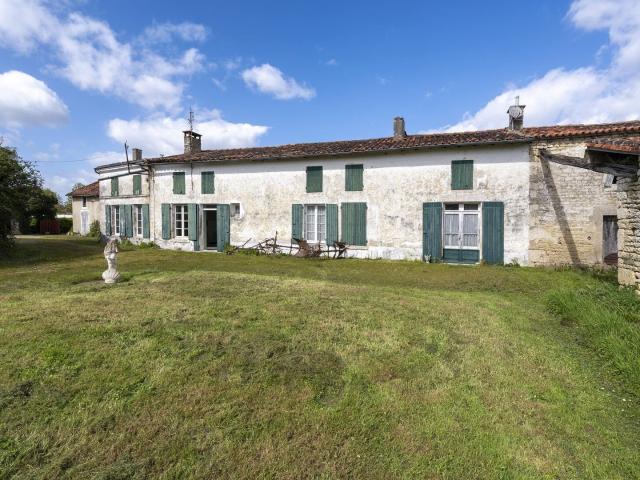 Maison principale et ensemble des biens excellent potentia. 248m² Coivert