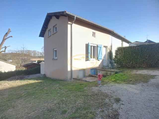 MAISON DE TYPE F2 Bis