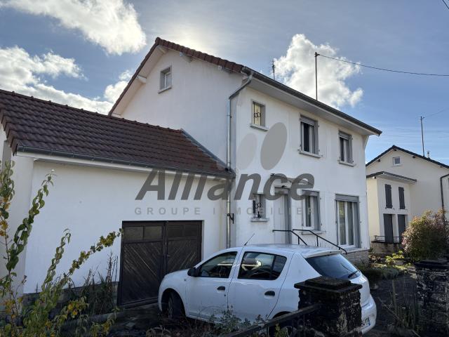 MAISON PROCHE COMMODITES A LUXEUIL + AVEC GRAND GARAGE ATTENANT