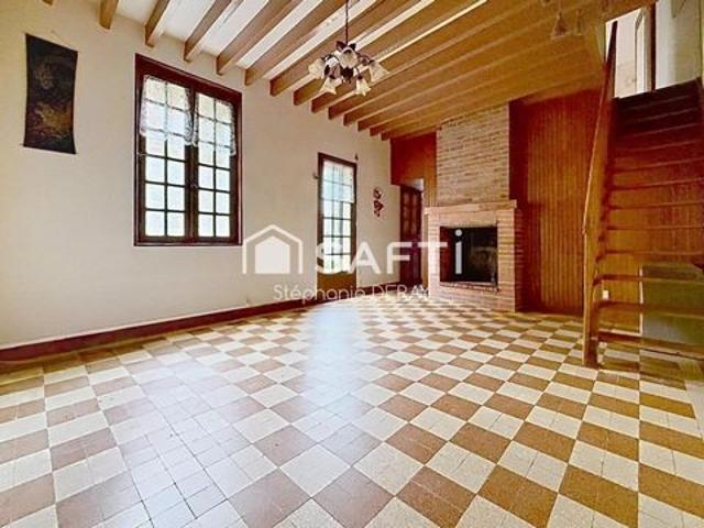 Maison de type longère avec dépendances et terrain