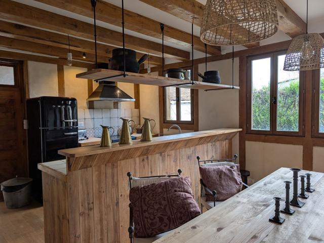Maison de village, 4 chambres avec terrasse de toit. 225m² Varen