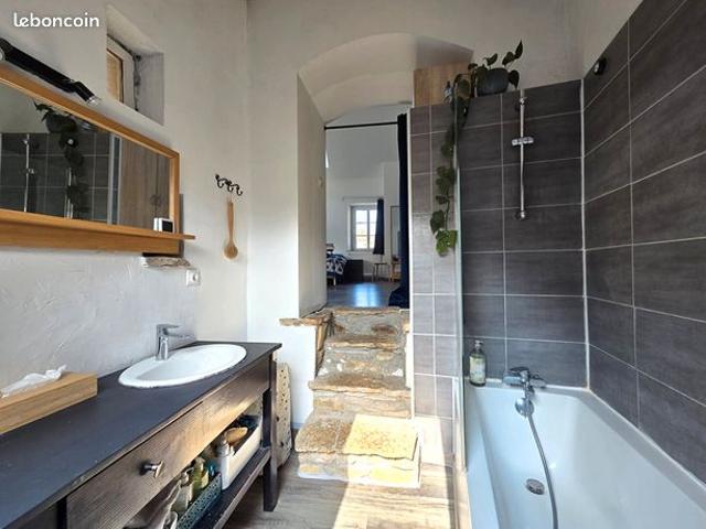 Maison de village 4 pièces 142 m²
