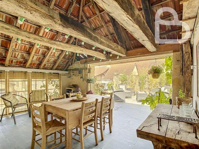 Maison de village 5 ch avec terrasse magnifique 185m² Salviac