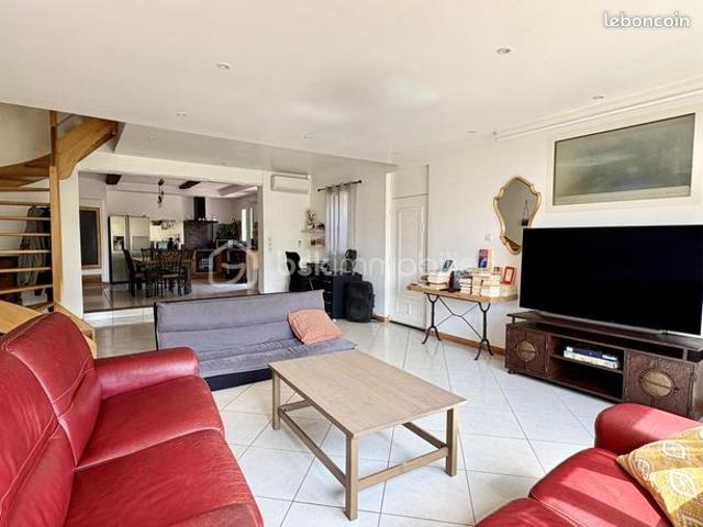 Maison de village 5 pièces 150 m²