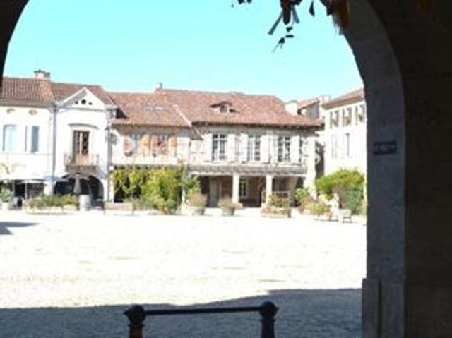 Maison de village 5 pièces 270 m²