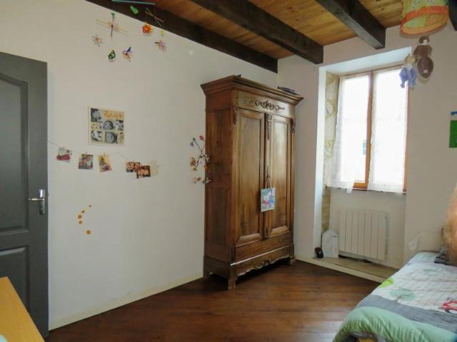 MAISON DE VILLAGE